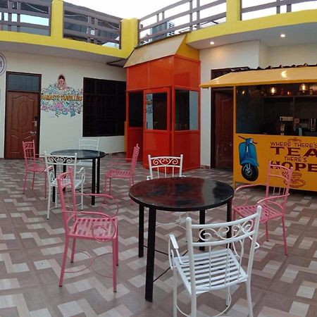 Hostel Hashtag Traveler'S Lucknow Zewnętrze zdjęcie