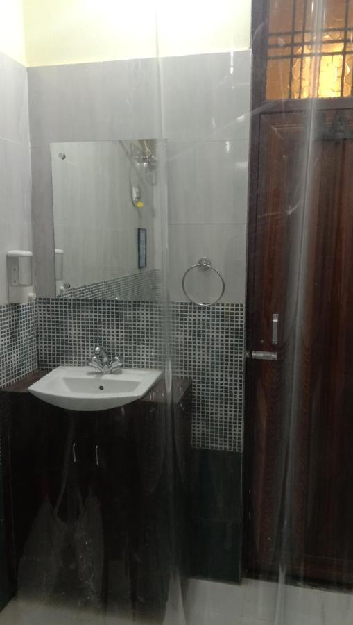 Hostel Hashtag Traveler'S Lucknow Zewnętrze zdjęcie