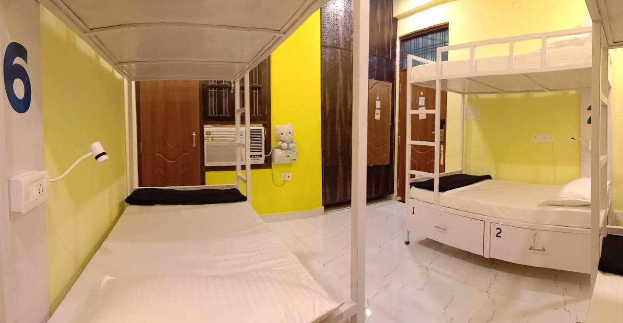 Hostel Hashtag Traveler'S Lucknow Zewnętrze zdjęcie